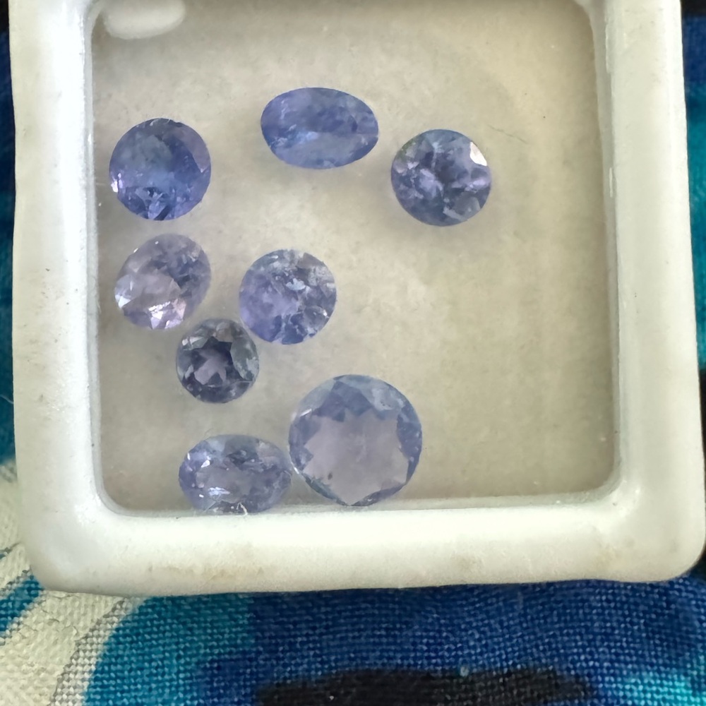 Set of Tanzanite loose Gemstones $65